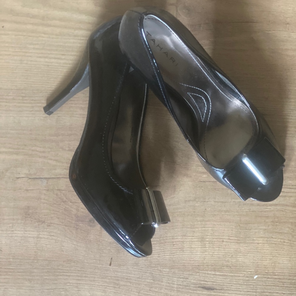 Tahari Relate Patent Leather Bow Peep Toe Heels